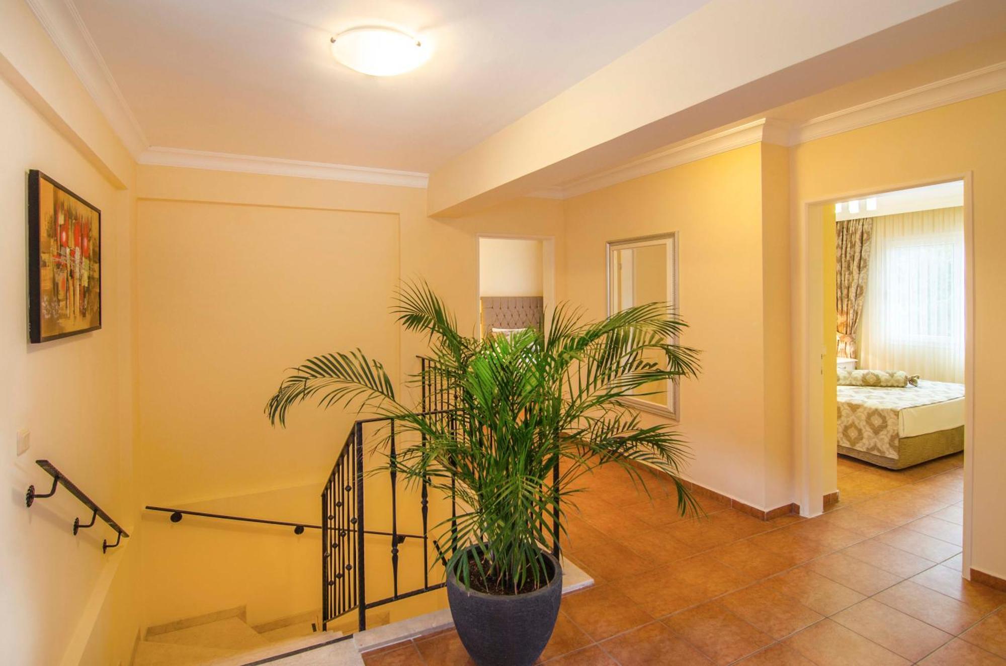 Pine Club Apart Hotel Kusadası Eksteriør bilde
