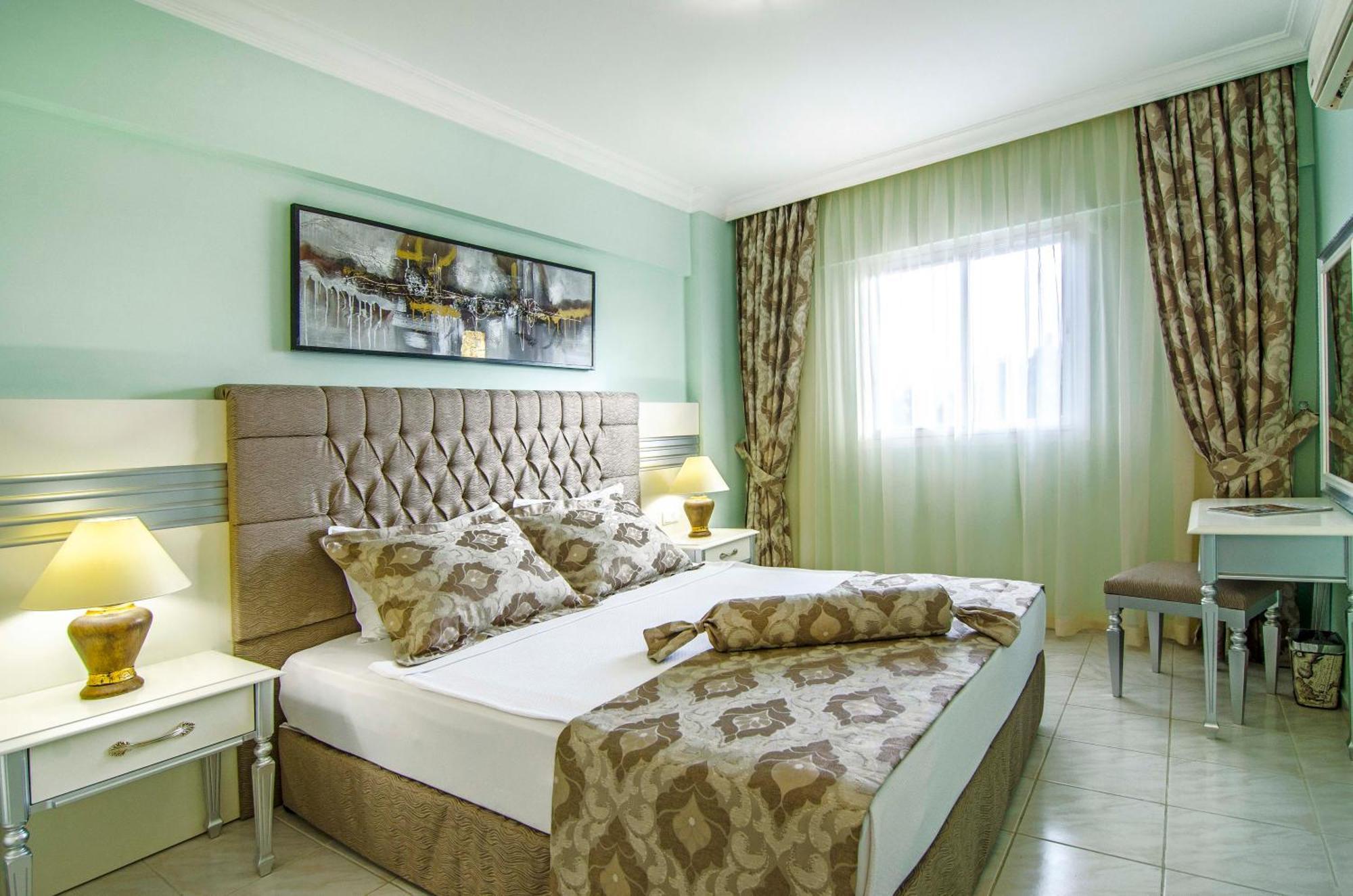Pine Club Apart Hotel Kusadası Eksteriør bilde
