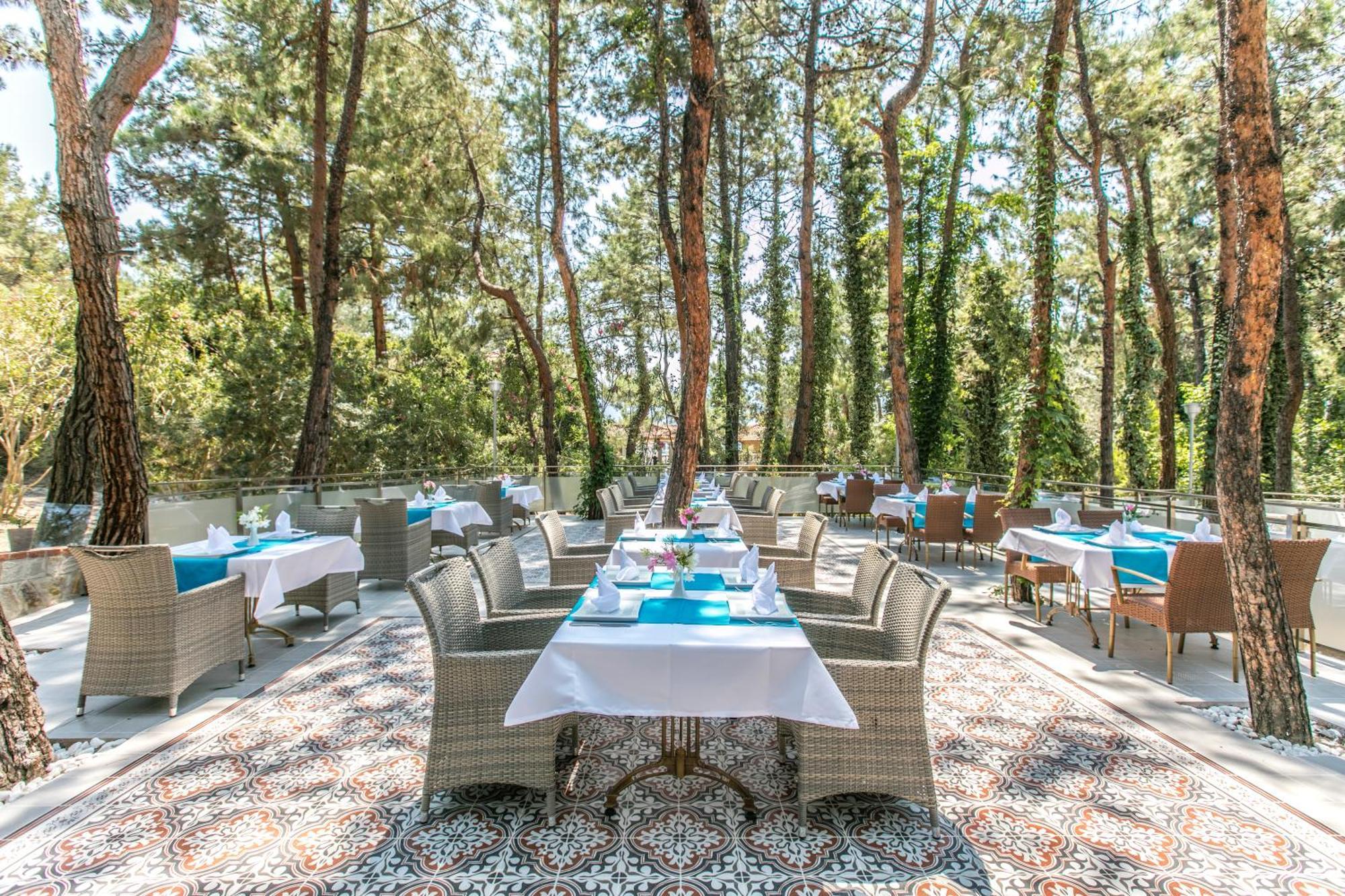 Pine Club Apart Hotel Kusadası Eksteriør bilde