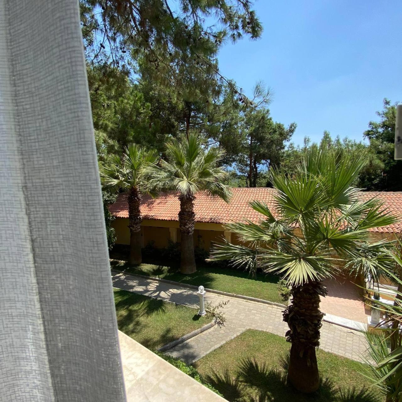 Pine Club Apart Hotel Kusadası Eksteriør bilde