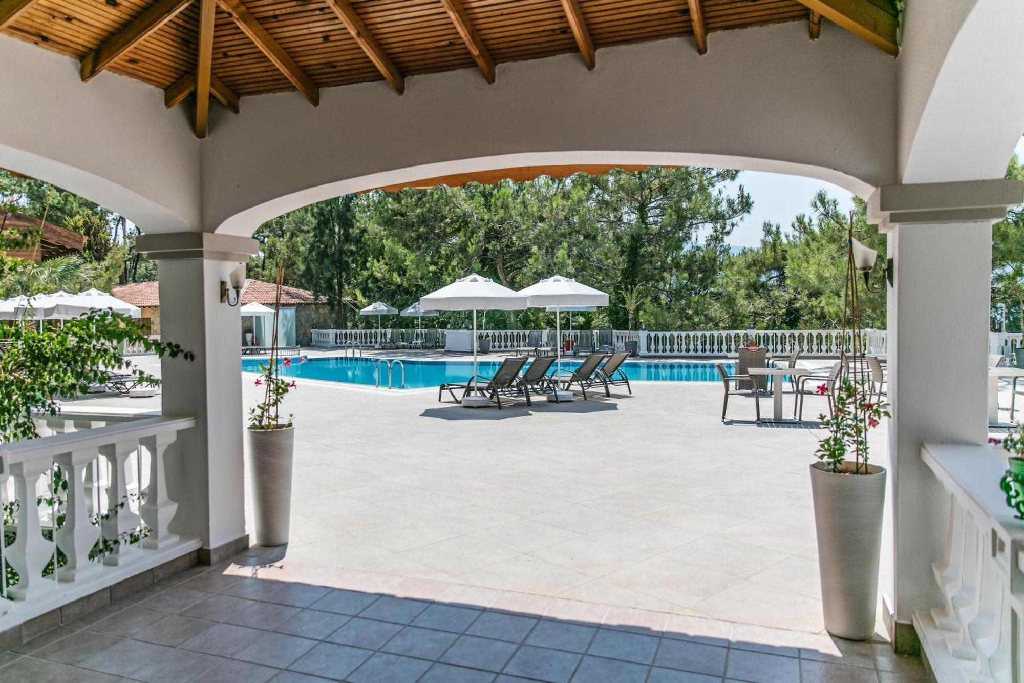 Pine Club Apart Hotel Kusadası Eksteriør bilde