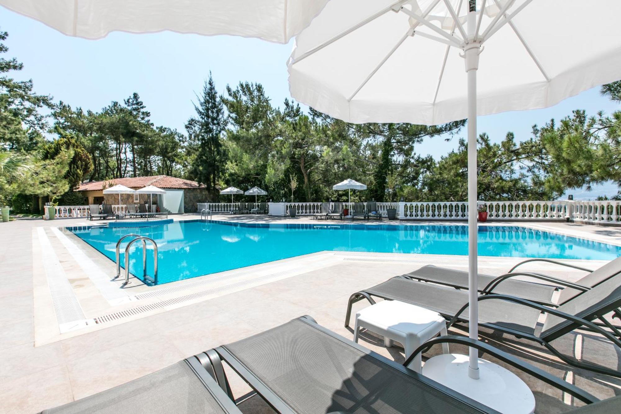Pine Club Apart Hotel Kusadası Eksteriør bilde